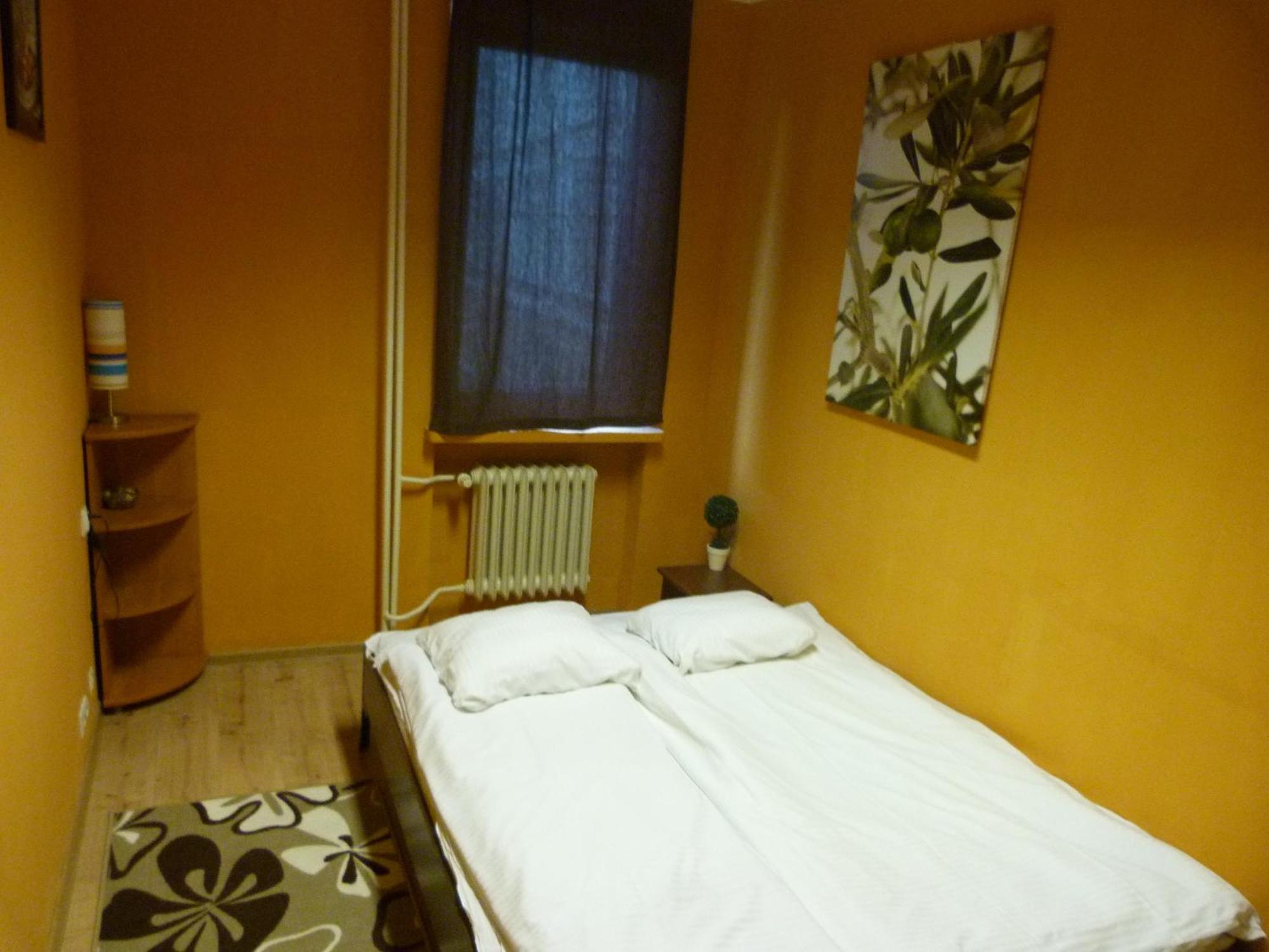 Jasna Hostelik Self Check-In Warsaw Exterior photo